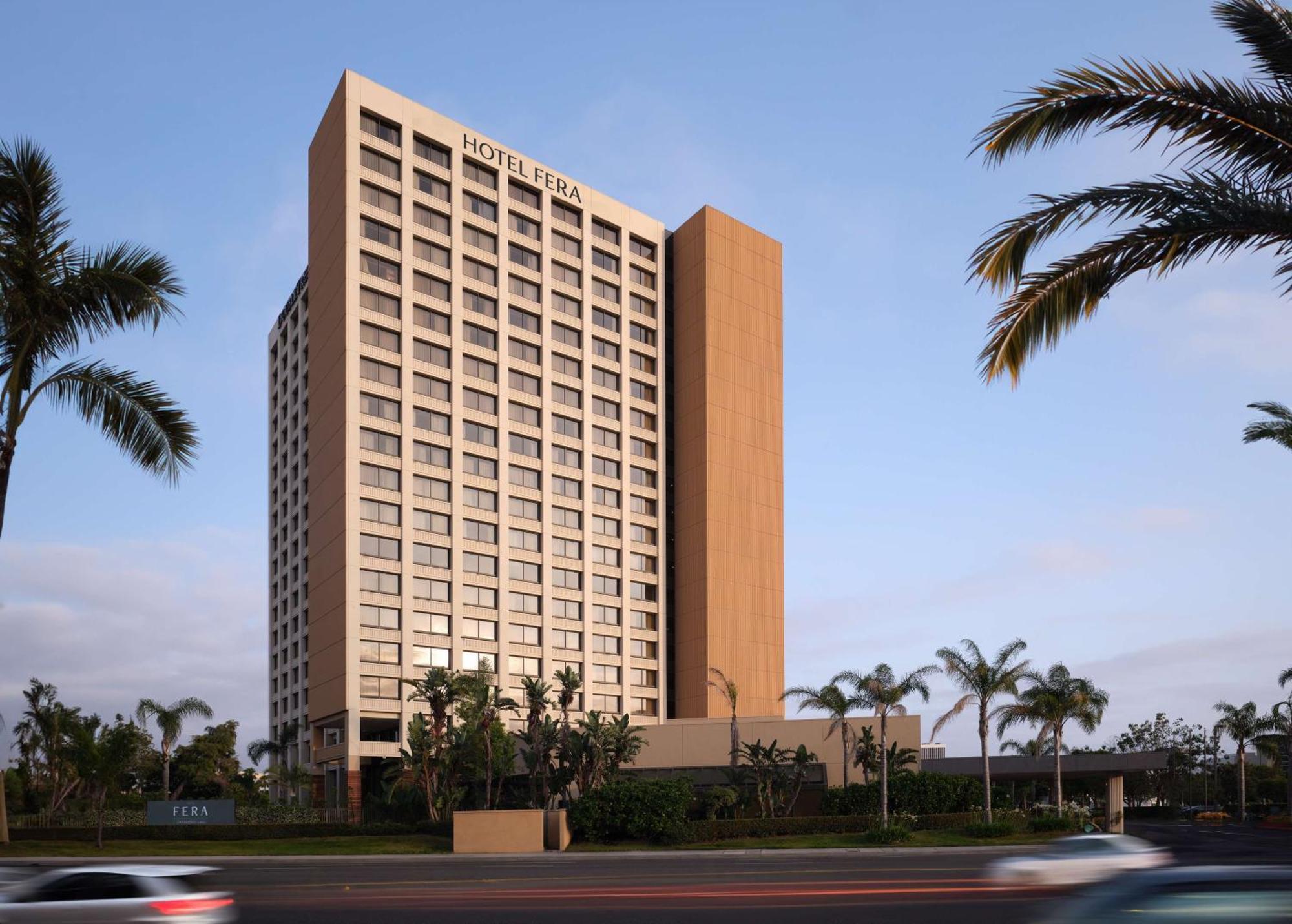 Hotel Fera Anaheim, A Doubletree By Hilton Orange Exterior photo